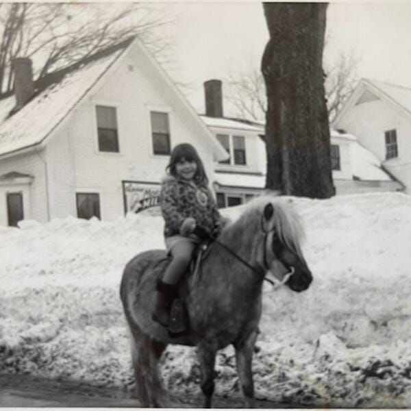 avenues_ny_melodymeade_young